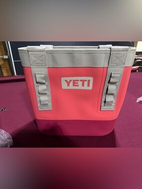 Yeti Camino Carryall 20 NWOT - BIMINI PINK - DISCONTINUED COLOR